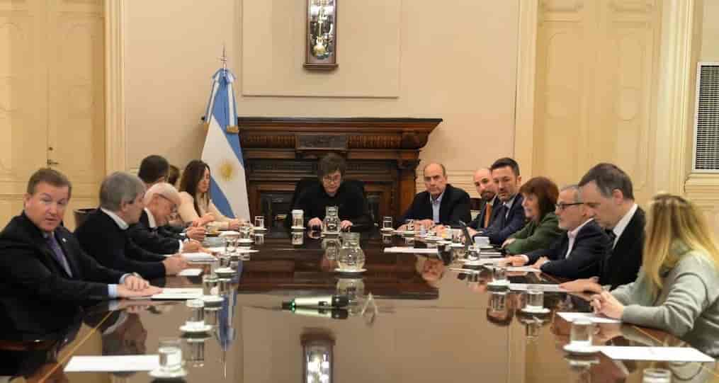 El Gobierno prepara su proyecto de Ficha Limpia y busca que se aplique también a nombramientos en el Gabinete