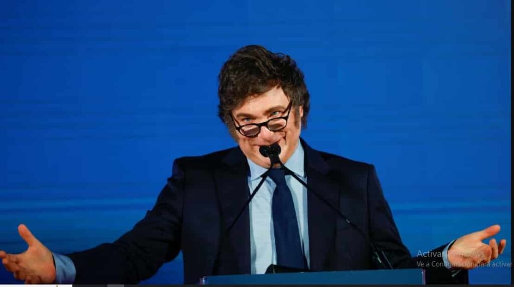 En medio de las tensiones con Macri y tras la salida de Juez, Milei quiere sumar a más dirigentes del PRO