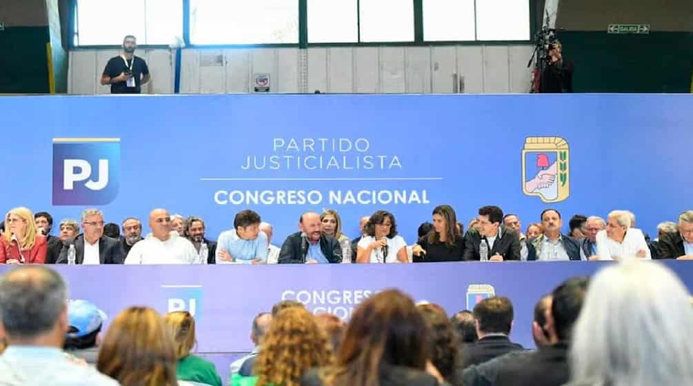 Cristina Kirchner convocó para este lunes a las 19:00 al consejo nacional del Partido Justicialista (PJ), en un nuevo intento por ordenar al peronismo para las elecciones legislativas de este año.