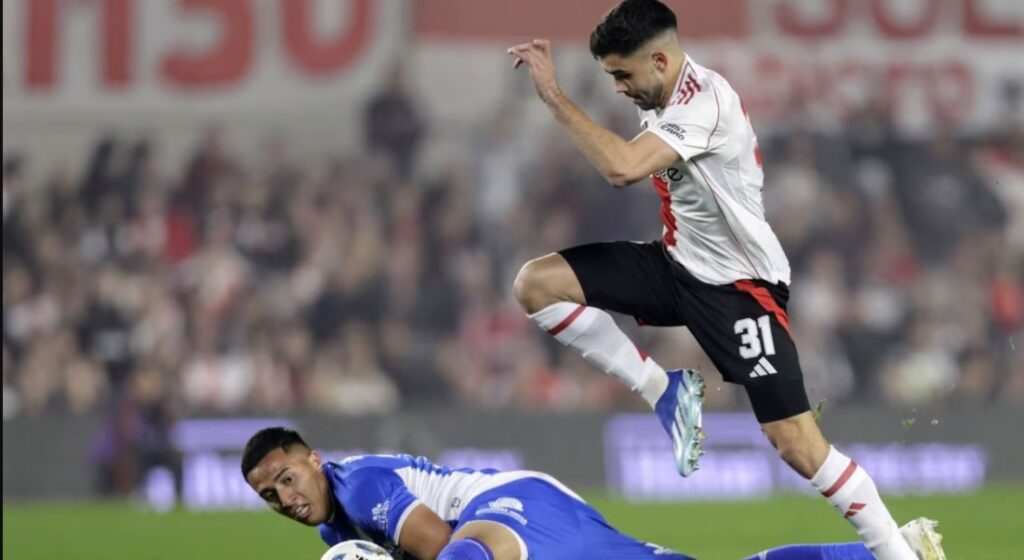 Tras el golpe en Paraguay, River enfrenta a Atlético Tucumán por el Torneo Apertura: formaciones, hora y TV